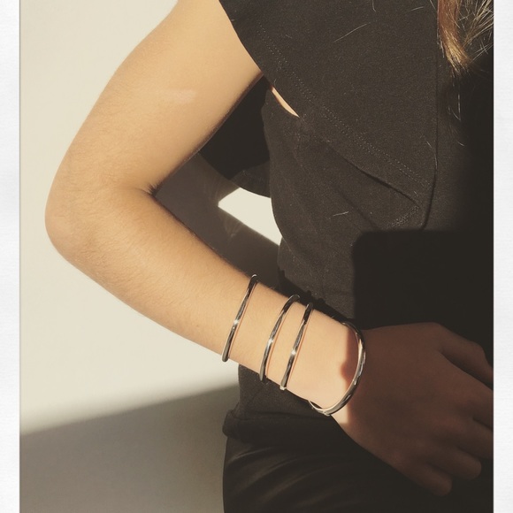 NEW Children’s Sterling Silver Bangle - Picture 5 of 10